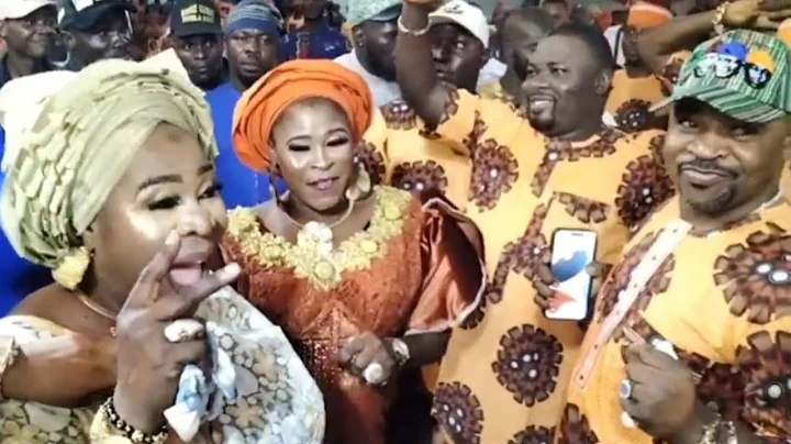 SEE HOW MC OLUOMO SURPRISE MADAM SAJE AS SHE MARKS 22 YEARS REMEMBRANCE OF HER MOTHER