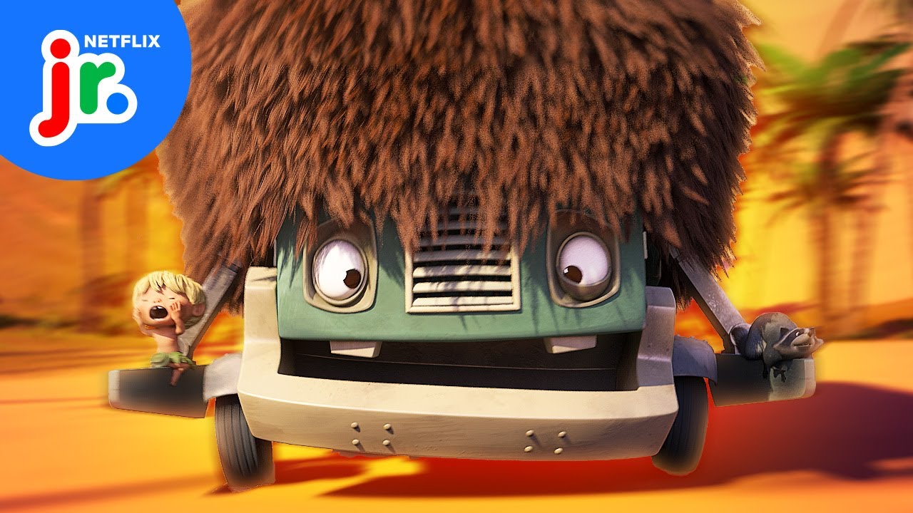 Hank & Trash Truck's Dino Dash! 🚛💨 Trash Truck | Netflix Jr
