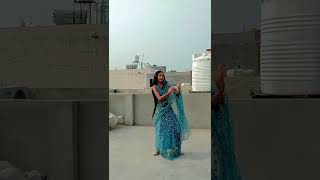 round round🌚#surendergupta9#arvindakelakallu#shilpiraj#dancevideo#youtubeshort#bhojpuri#song#y2k