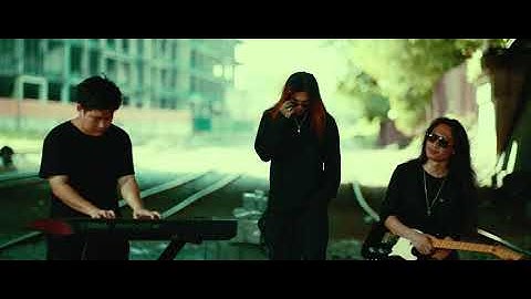 GLOSSARY (OFFICAL MUSIC VIDEO)