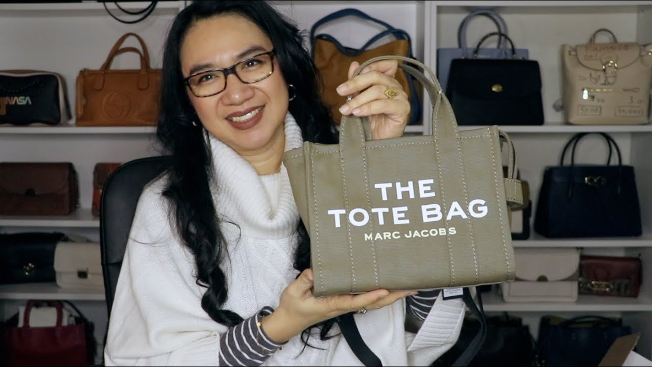 MARC JACOBS THE TOTE BAG MINI VS LARGE REVIEW!! MOD SHOTS AND WHAT FITS! 