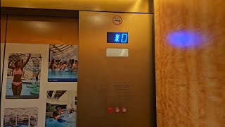 Dover (Mod. by ThyssenKrupp) Traction Elevator @ Gaylord Opryland (D1) - Nashville, TN