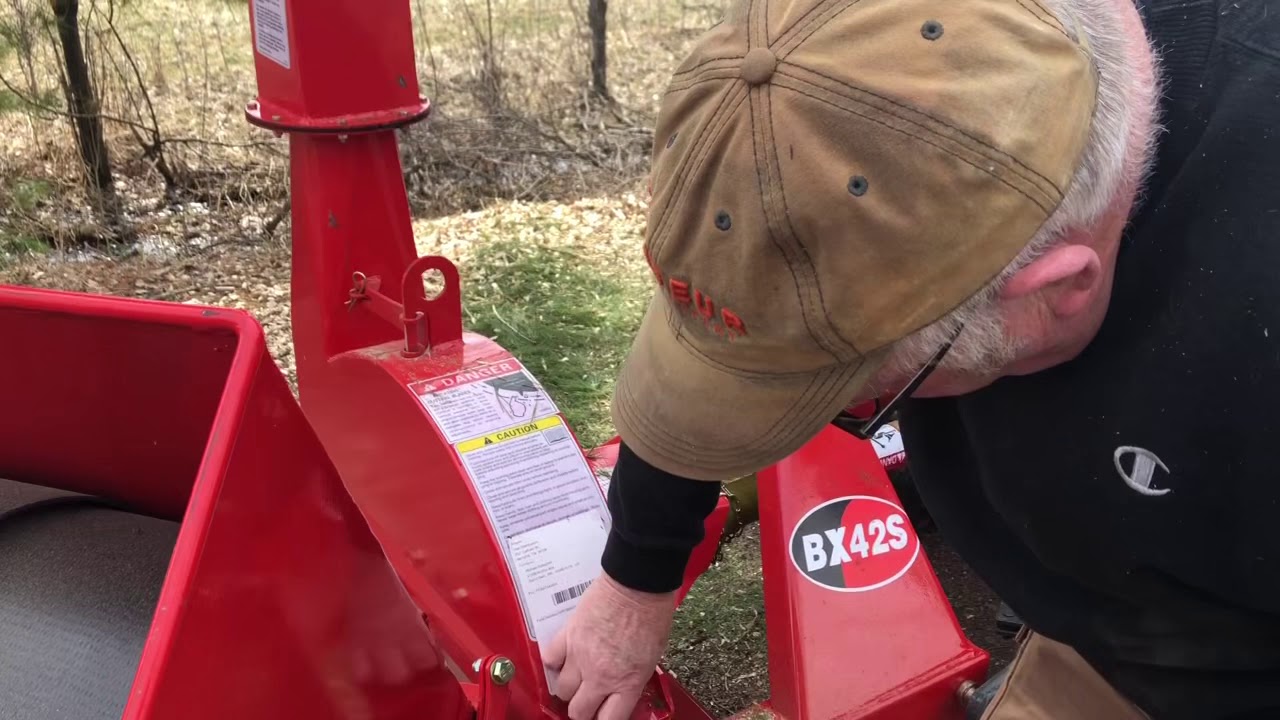 Titan BX42S Wood Chipper. Review and First Use. YouTube