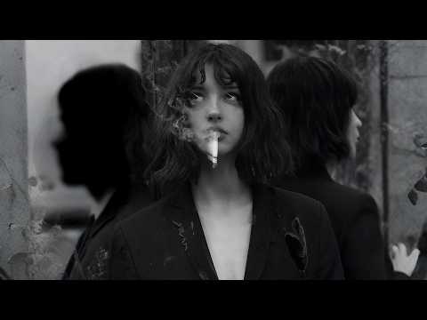 MAKAR - GLASTISCH (Extended)