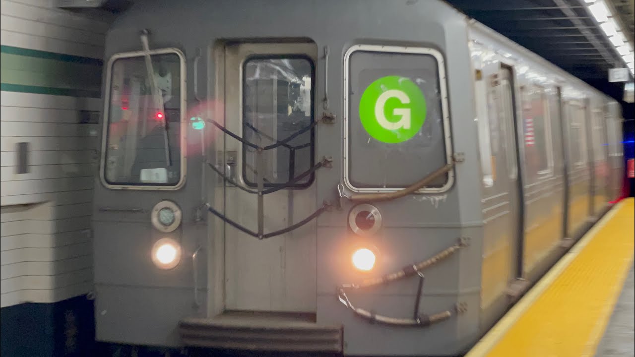 R68A (G) train arrives at Bedford-Nostrand Avenues