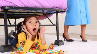 No Candy When Sick! Jannie & Maddie Learn Why