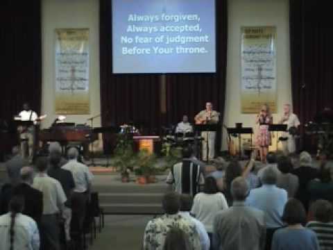 Always Forgiven - Crossroads Worship Team with Lee...