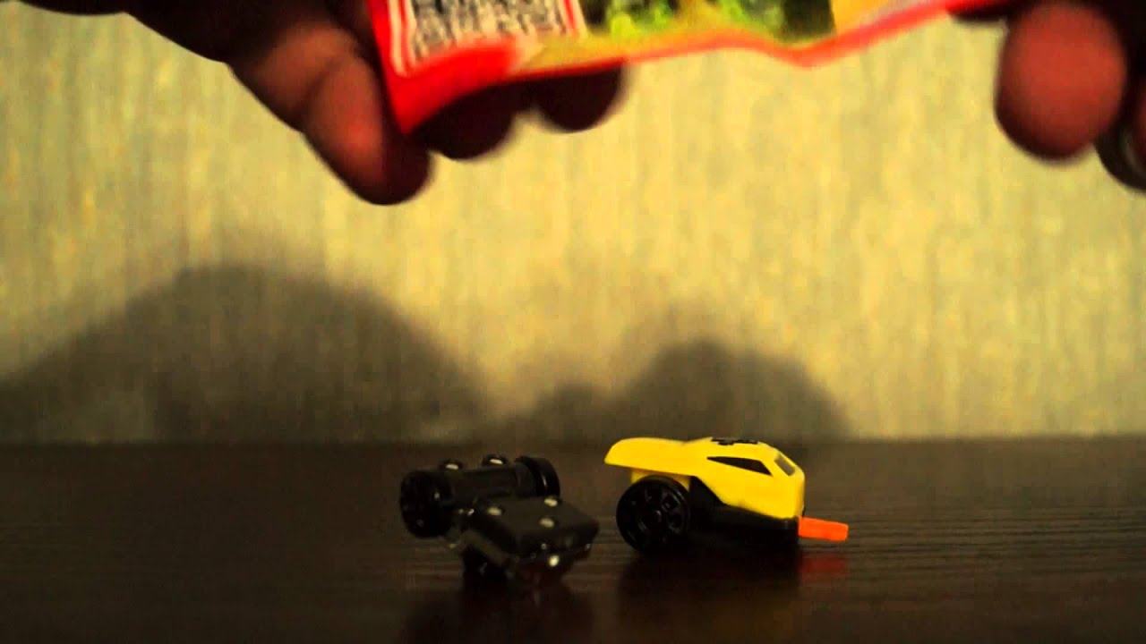 Kinder Surprise Hot Wheel 2015 cars (Киндер Сюрприз Машинки из серии Горячие колеса)