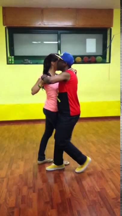Tito Paris - Dança Ma Mi Criola | David Pacavira & Barbara Barros Kizomba Demo