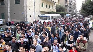 بدء تجمع الطلبة الجزائريين بساحة الشهداء لانطلاق التظاهرات دعما للحراك