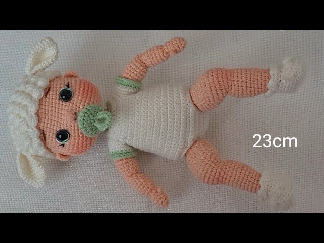 Apatity va Kirovskda yashirin porno Molli Kavallining yalangoch dumba surati