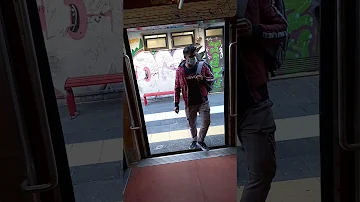 Dove si prende Circumvesuviana a Napoli?
