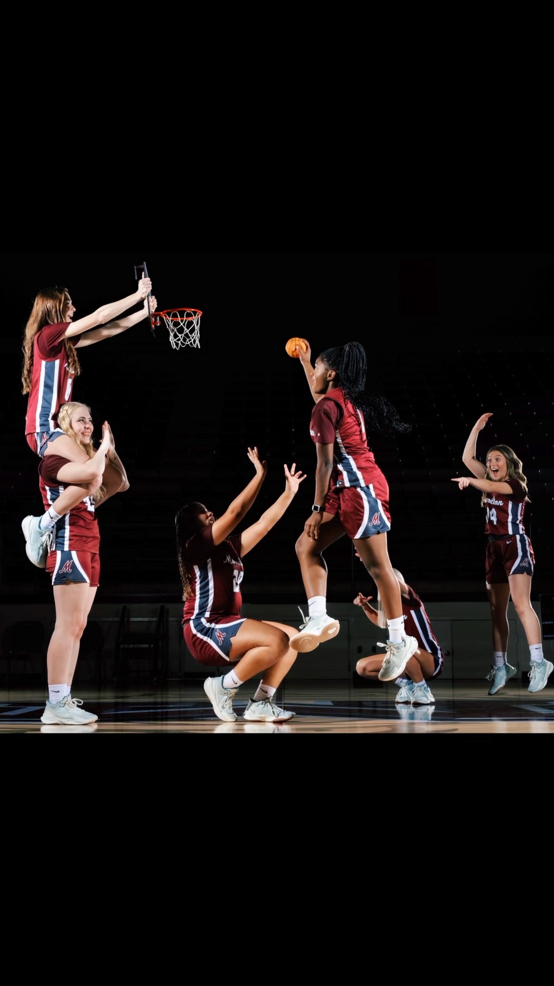 Hoopin! With the dunk! Morrilton Girls basketball #basketball #sportsphotography