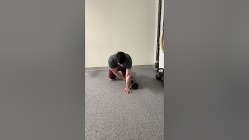 Quadruped thoracic rotation rollout with foam roller
