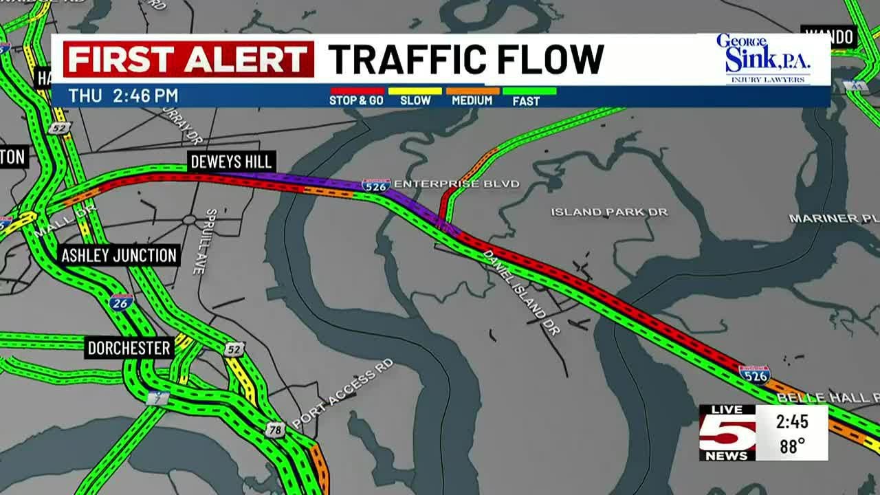 VIDEO: FIRST ALERT: Crash closes all lanes on Don Holt Bridge - YouTube