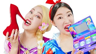 Edible Lipstick Candy Chocolate Makeup Challenge 보람이와 탕이의 립스틱 사탕 초콜릿 챌린지 Boram Yummy [보람 야미]