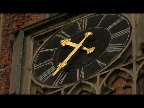 Video: Kāpēc Līdz Ar Cilvēka Nāvi Apstājas Arī Viņa Rokas Pulkstenis
