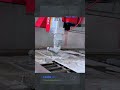 Give me a water jet like this and I can cut the earth in half！