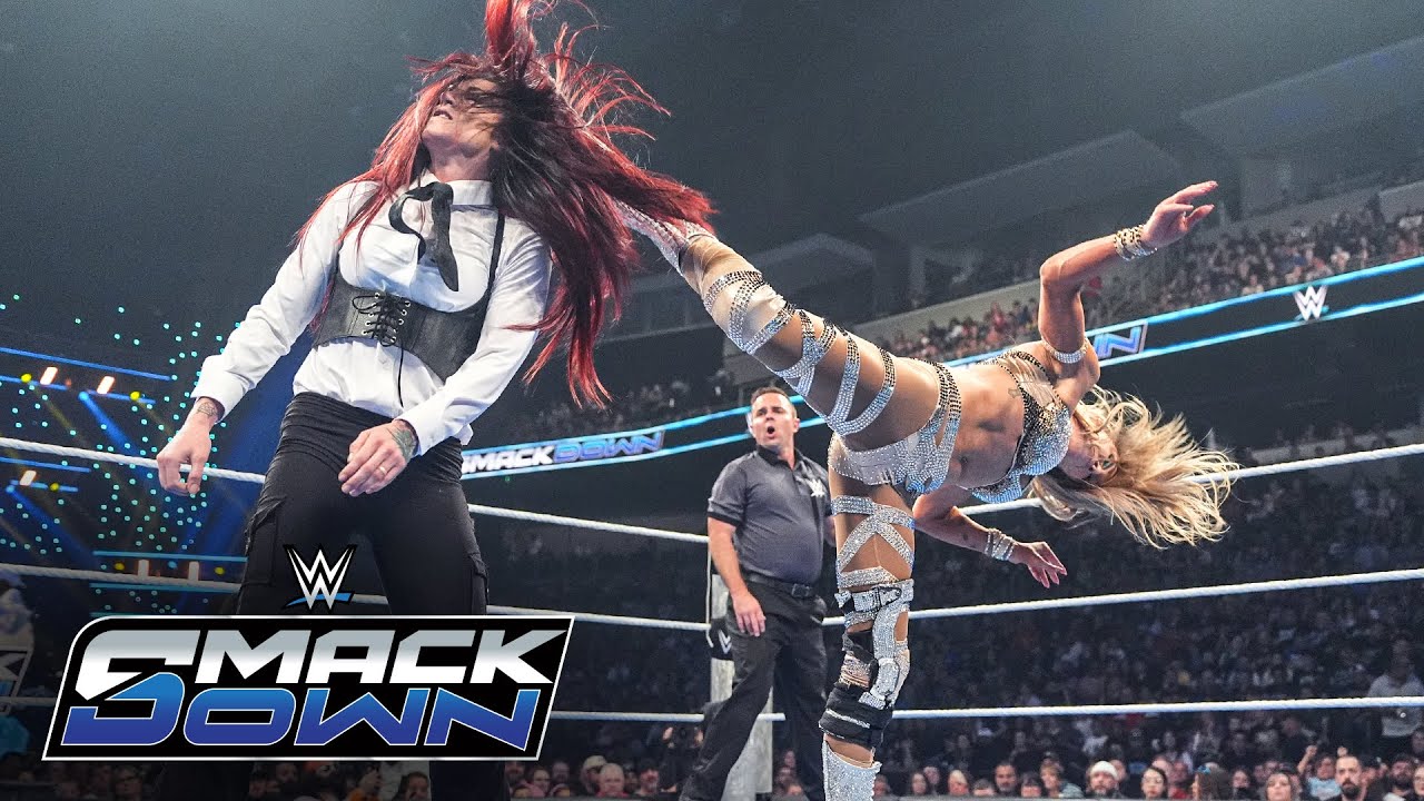 Alexa Bliss & Charlotte Flair superan a Chelsea Green & Alba Fyre para seguir reinando