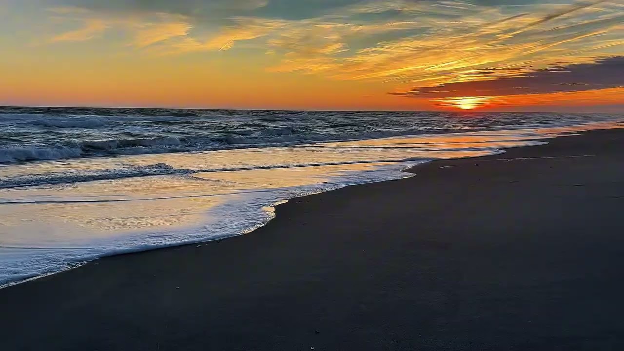 Come watch the sunset with me 🌅