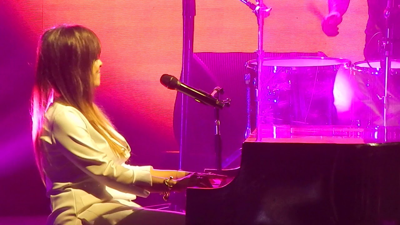 Como un Billete de Avion / Vanesa Martin (Stella Maris Palucci)