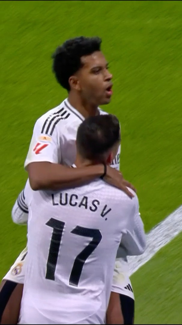 The connection between Lucas Vázquez and Rodrygo ⚡️?