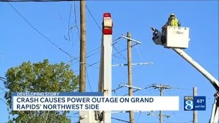 Crash causes power outage on Grand Rapids’ northwest side