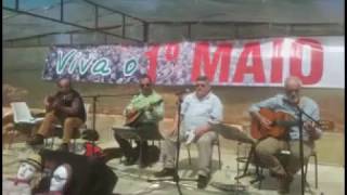 Video thumbnail of "As mondadeiras cantando."