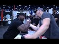 IFBB PRO Bodybuilder steps up to the Table!! #armwrestling
