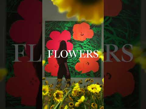 🌺 Warhol’s larger-than-life ‘Flowers’
