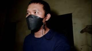 Rumah Rudi Kalces Yang Membusuk Di Kamar