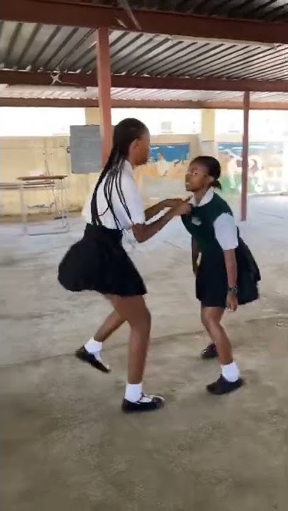 South African girls dance Amapiano #amapiano #amapianodance #southafrica
