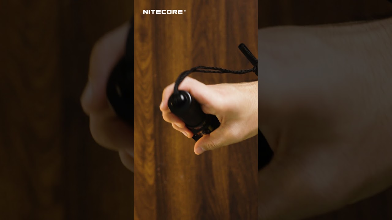 Certified 100 Meters Submersible Dive Light丨NITECORE DL30 