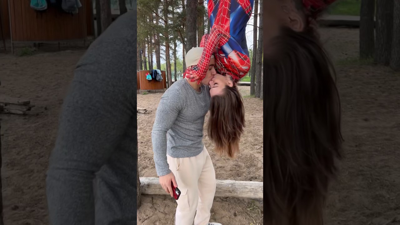 It's Spiderman Girl