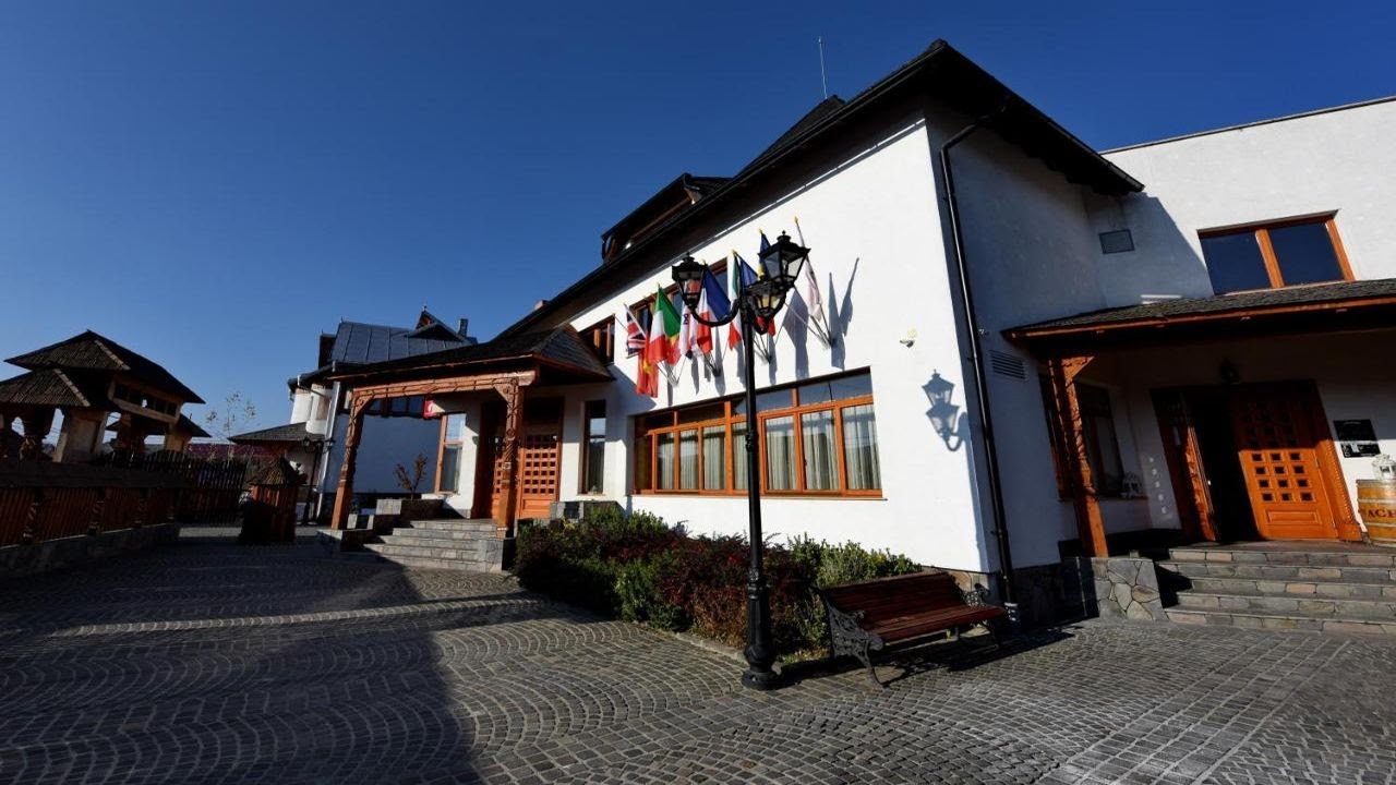 Dacii Liberi Resort and Spa, Petrova, Romania YouTube