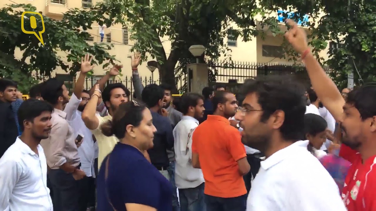 DUSU Polls See Sloganeering and Pamphet-Throwing