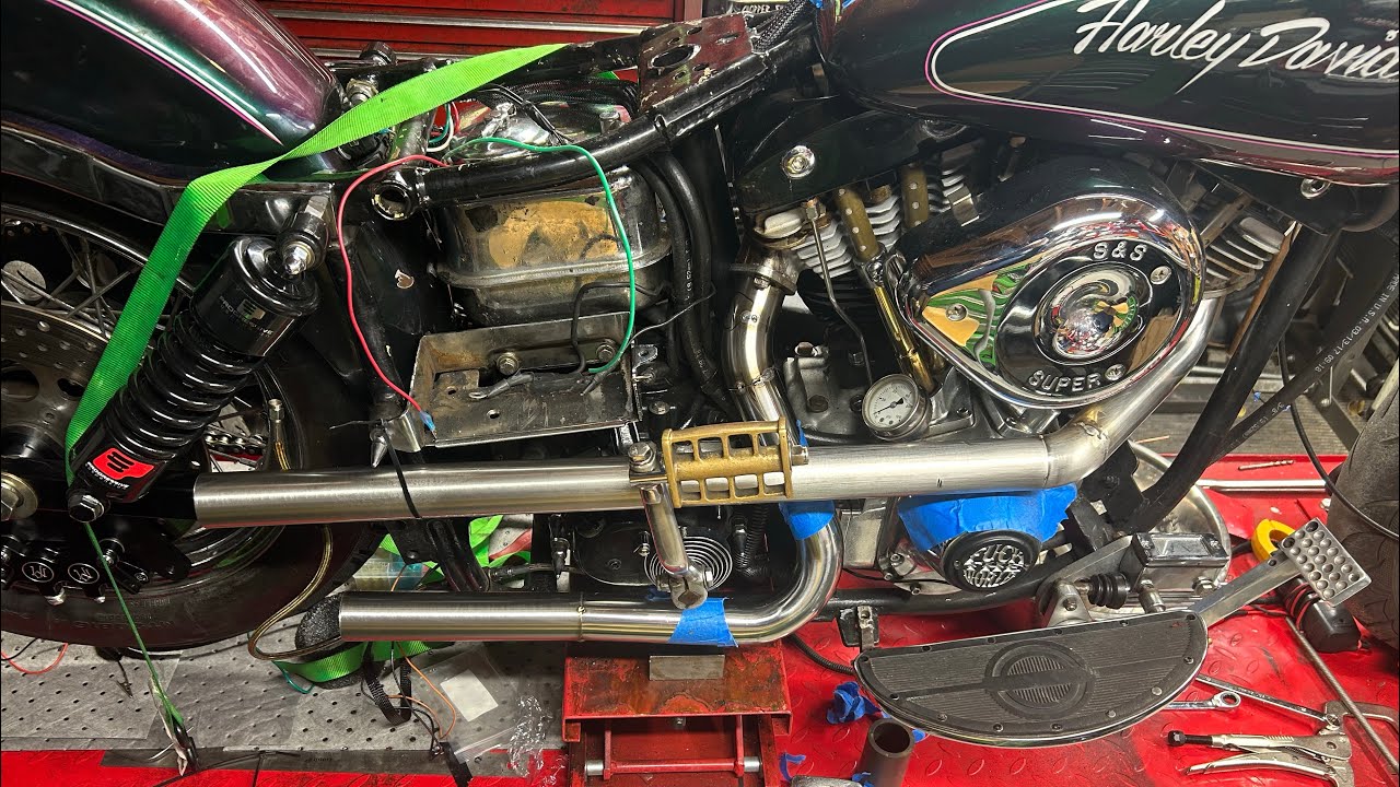 Shovelhead stainless exhaust build and welding. - YouTube