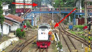 Download Lagu ANTRIAN KERETA BERGILIRAN MASUK STASIUN BESAR ! MP3