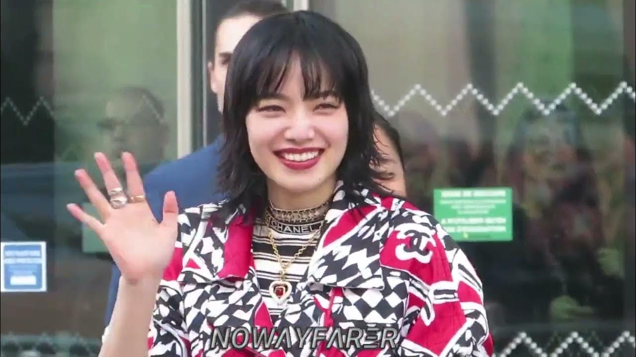 Nana KOMATSU 小松 菜奈 arriving at CHANEL Fashion show Paris, October 4th