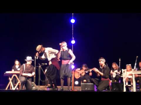 Αϊβαλιώτικο ζεϊμπέκικο -