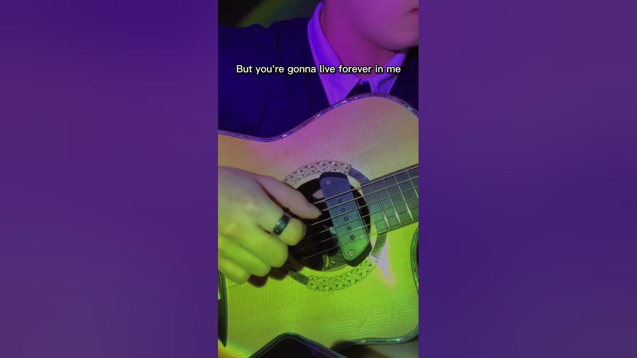 You’re Gonna Live Forever In Me - Fingerstyle Guitar Cover #shorts