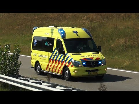 Ambulance 17-139 met spoed naar ziekenhuis vanuit Brielle