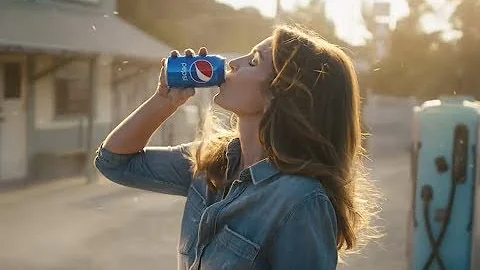 Pepsi Super Bowl Commercial 2018 Cindy Crawford, B...