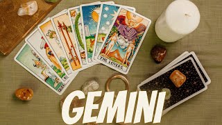 GEMINI ♊️ SH🤬T HAS HIT THE FAN AT THEIR HOUSE🏡THEY'RE PACKING UP📦RUSHING🔥YOUR WAY TO STAY💍