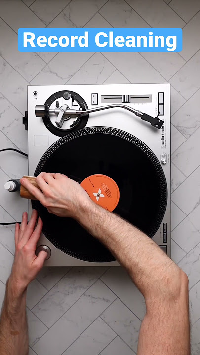 How To Clean Records! #recordplayers #vinyleyezz #recordplayer #turntable #boundlessaudio