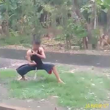 Pencak silat lucu