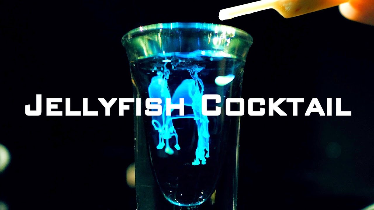 Easy Jellyfish Shot Cocktail - YouTube