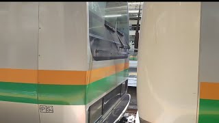 【JR東日本】E233系＆E231系 回送列車（湘南色）  熱海駅到着