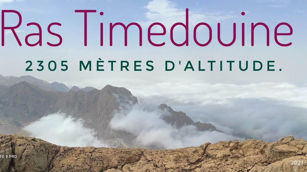 Ich T'medouine ,  à 2305 mètres d'altitude , dans le Massif central de Djurdjura l'Akouker.