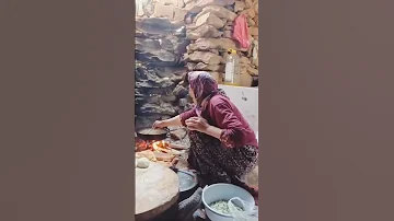 يا حجار الدار اكسبلور Flowers 